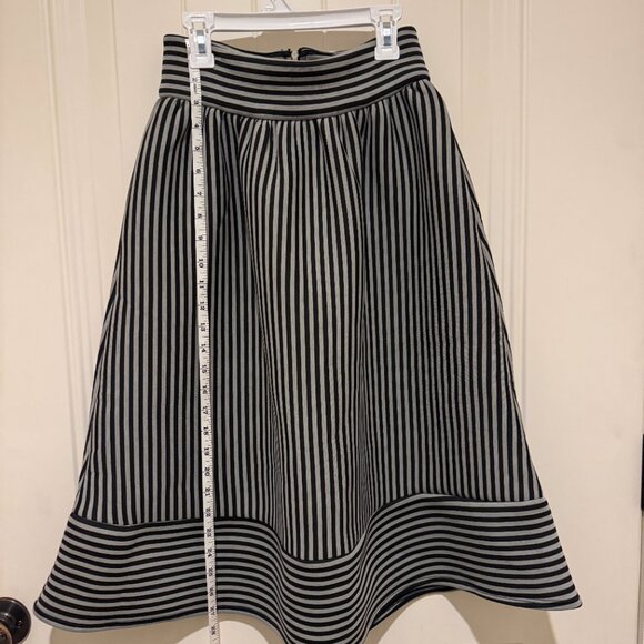 DINA BE Black and Gray Striped Skirt - Size S - Picture 4 of 5